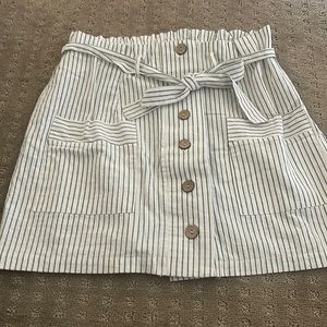 Stripped skirt super cute never worn bought from boutique sat in closet